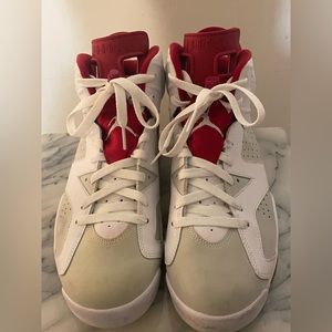 Jordan 6 Retro